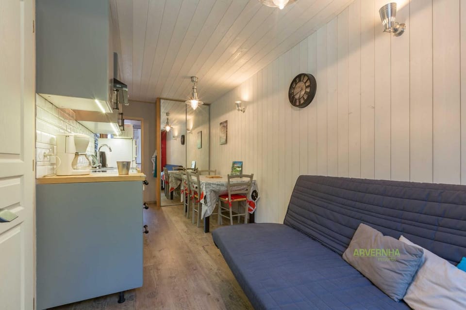 Le Petit Lutess House in Auvergne-Rhône-Alpes