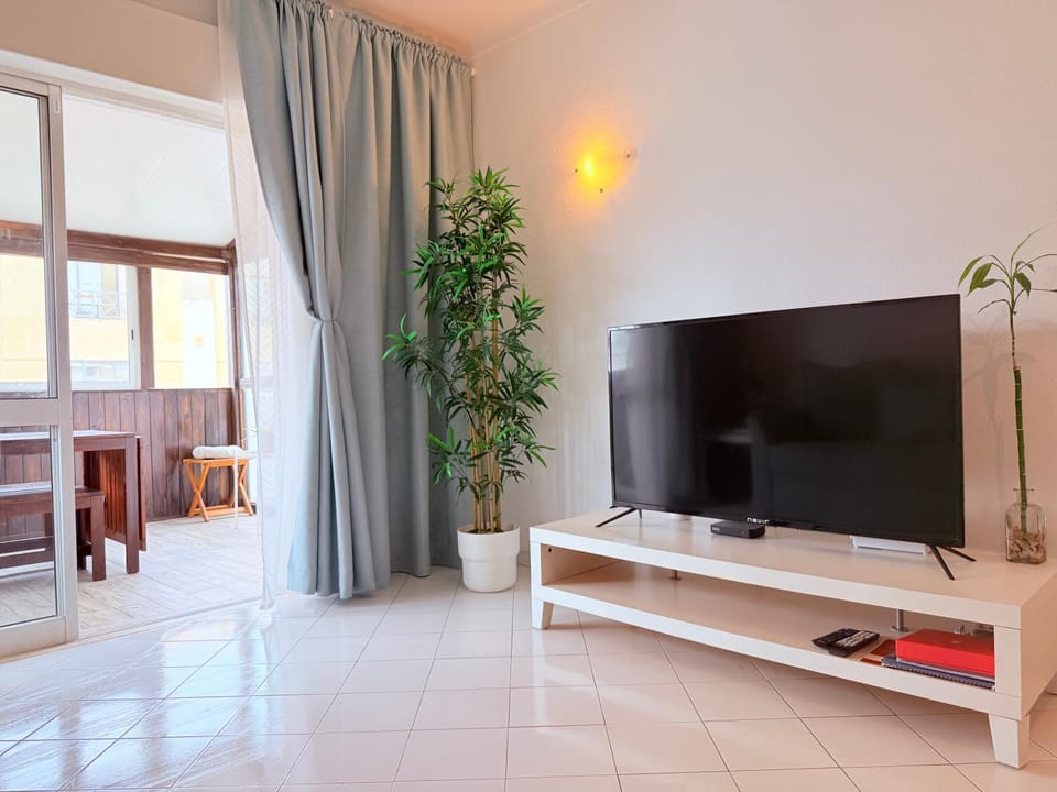 Living room, Entertainment, internet