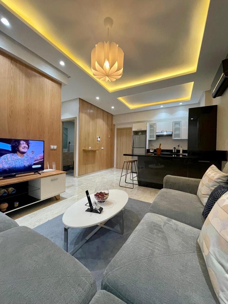 TV and multimedia, Kitchen or kitchenette, Living room