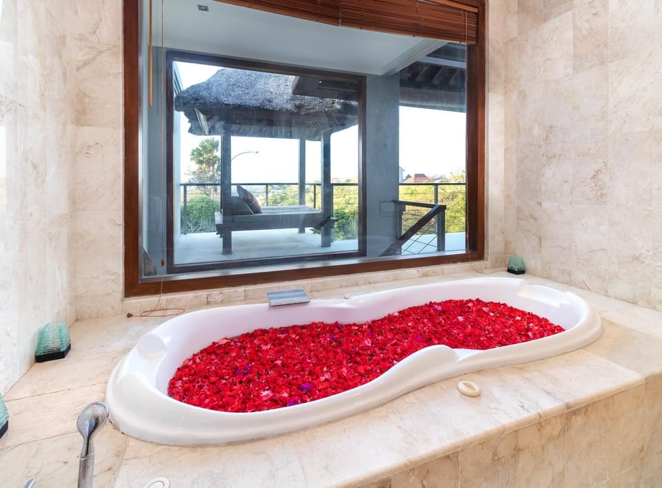 Bathroom, Bath