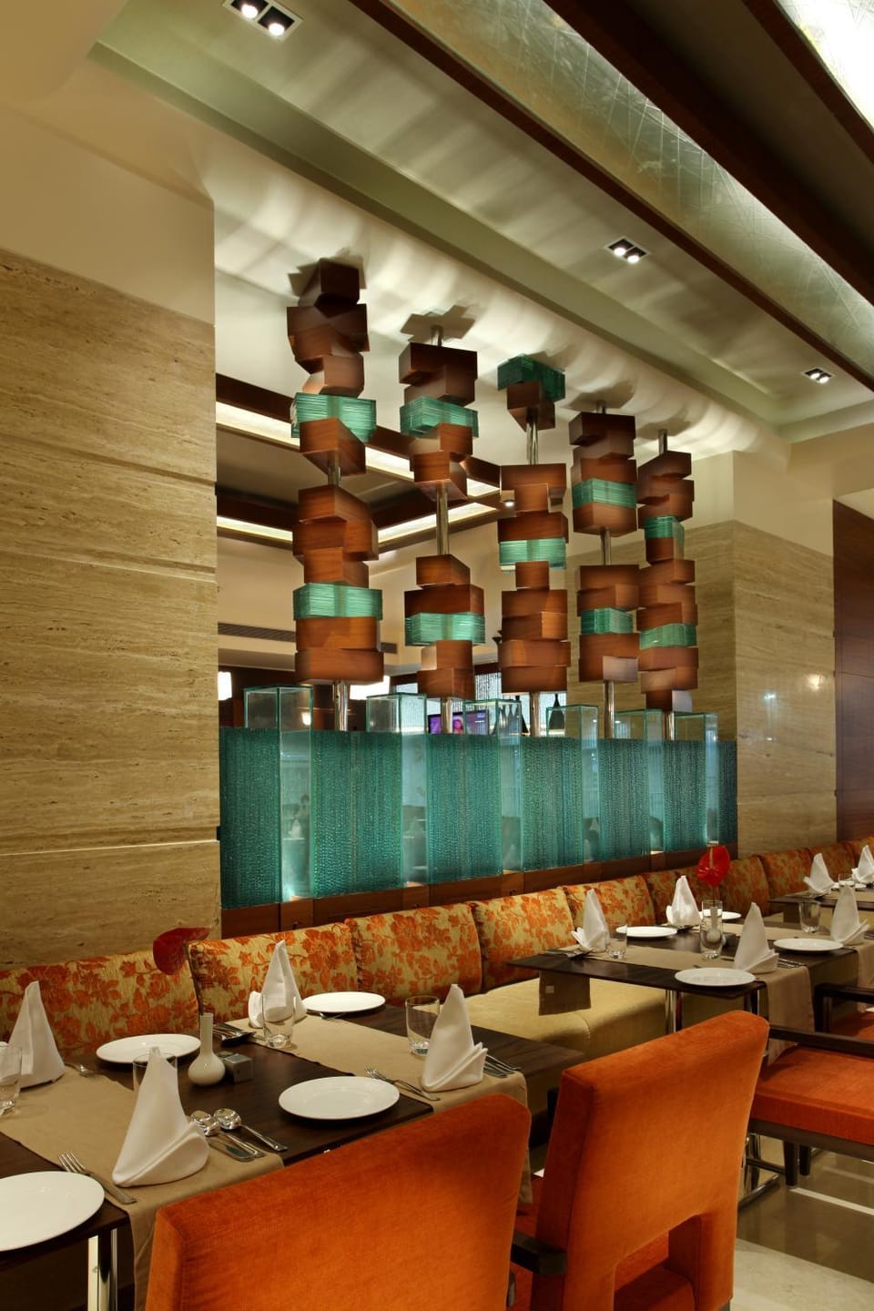 Restaurant/places to eat, Food and drinks
