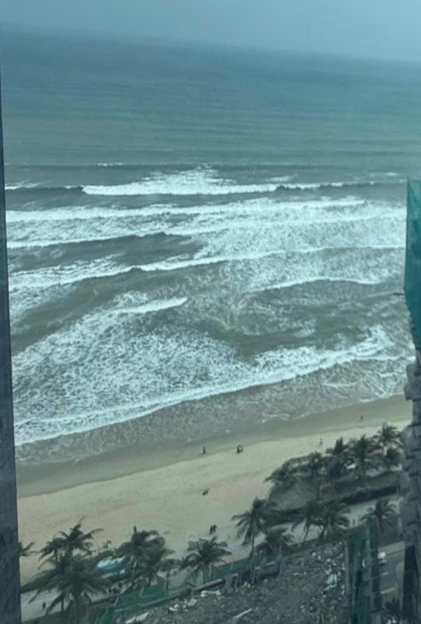 Bird's eye view, Sea view