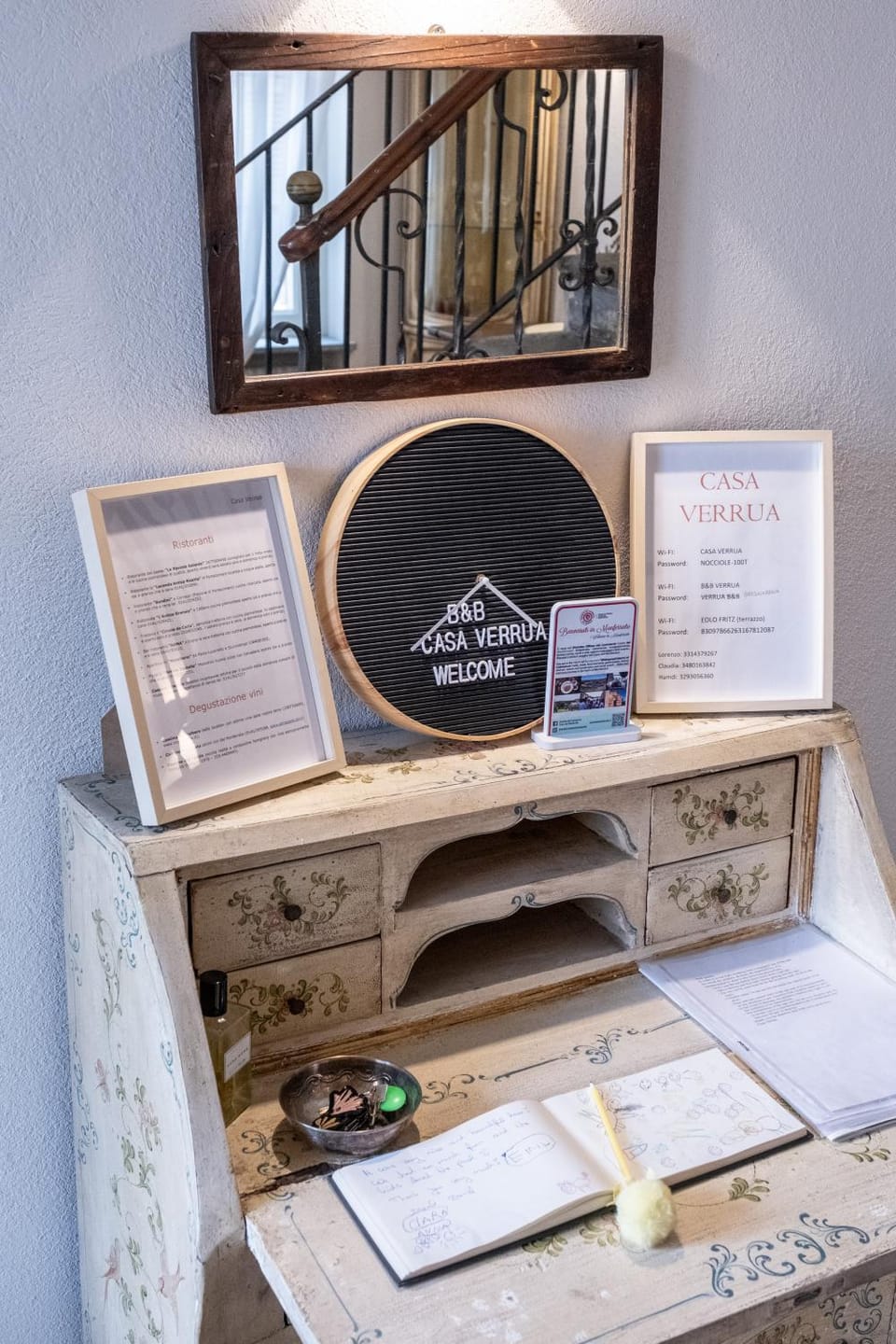 Decorative detail