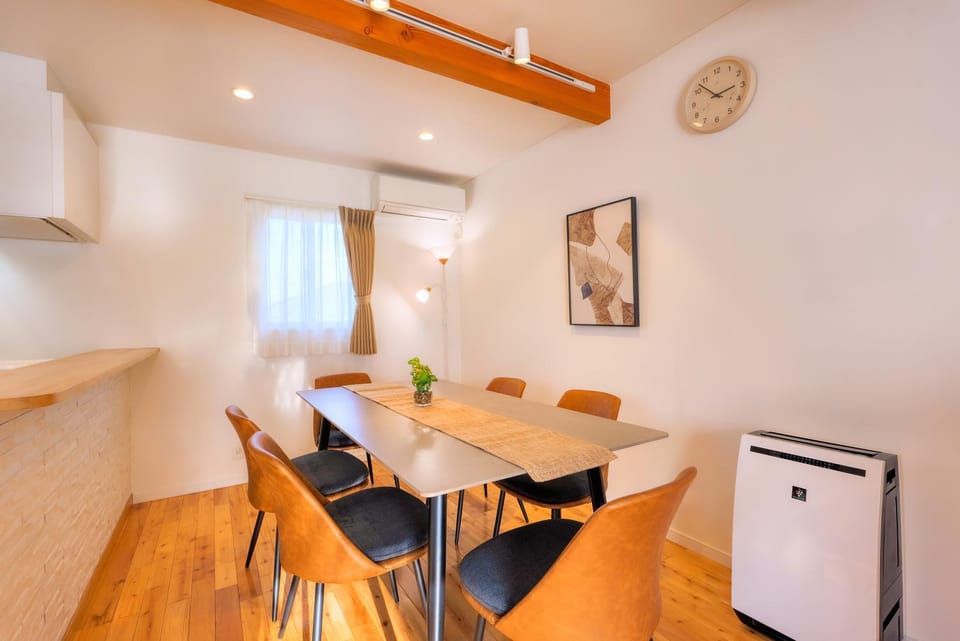 Villas Waraku House in Shizuoka Prefecture