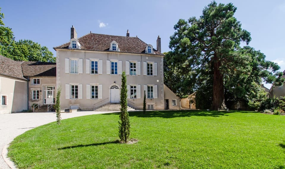 Facade/entrance, Garden