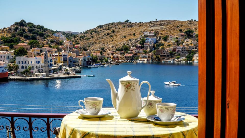 Nearby landmark, Day, Natural landscape, Activities, Coffee/tea facilities, View (from property/room), Balcony/Terrace, Dining area, City view, Lake view, Mountain view, River view, Sea view, Buffet breakfast