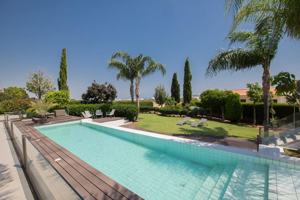 Sea view, Swimming pool