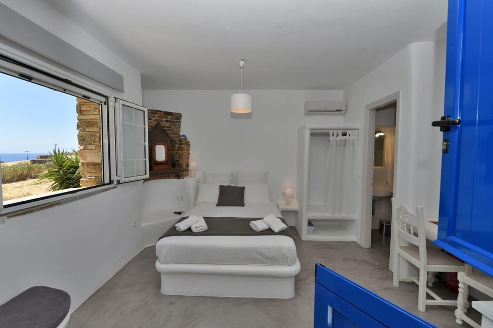 Shower, Toilet, Patio, Garden, Bathroom, TV and multimedia, Coffee/tea facilities, Living room, Seating area, Dining area, Bedroom, Garden view, Landmark view, Sea view, Street view, Area and facilities, Inner courtyard view, Bath