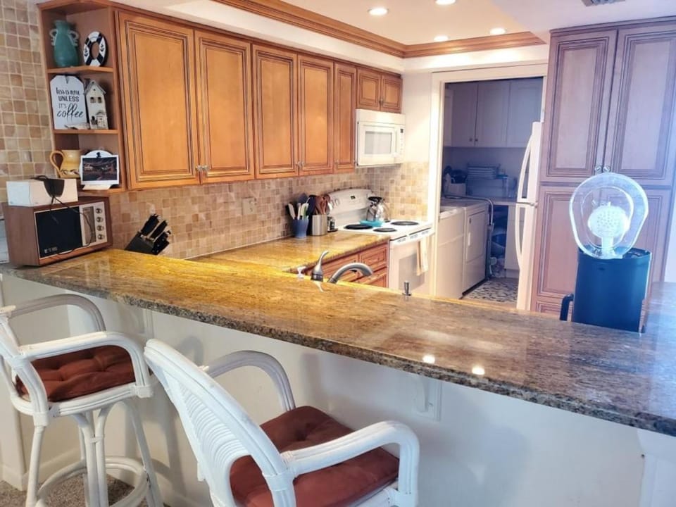 Kitchen or kitchenette, kitchen