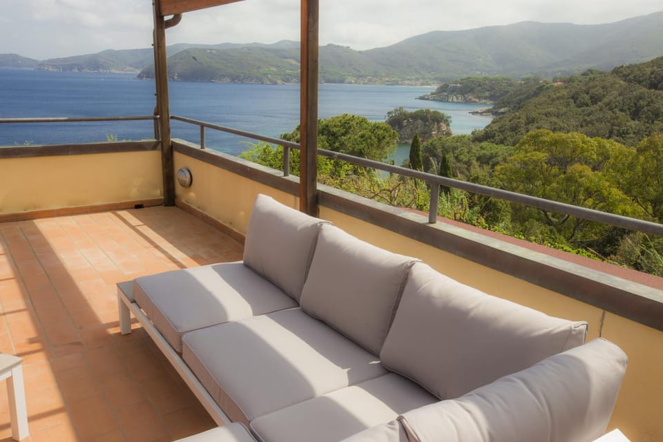 Day, Natural landscape, View (from property/room), Balcony/Terrace, Sea view
