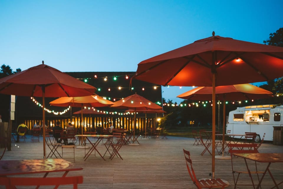 Patio, Restaurant/places to eat