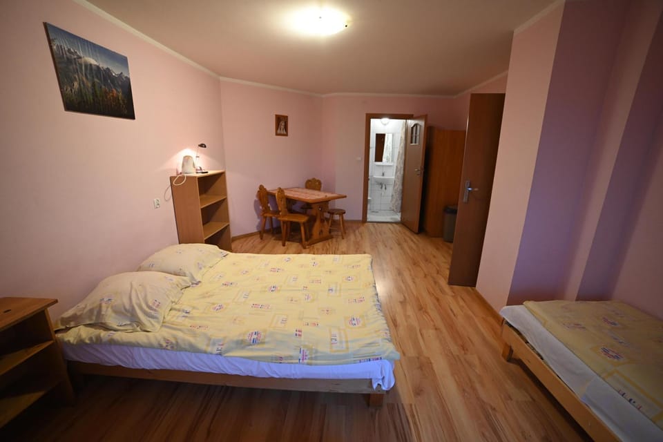 U SKUPNIÓW Gliczarów Górny Farm Stay in Lesser Poland Voivodeship