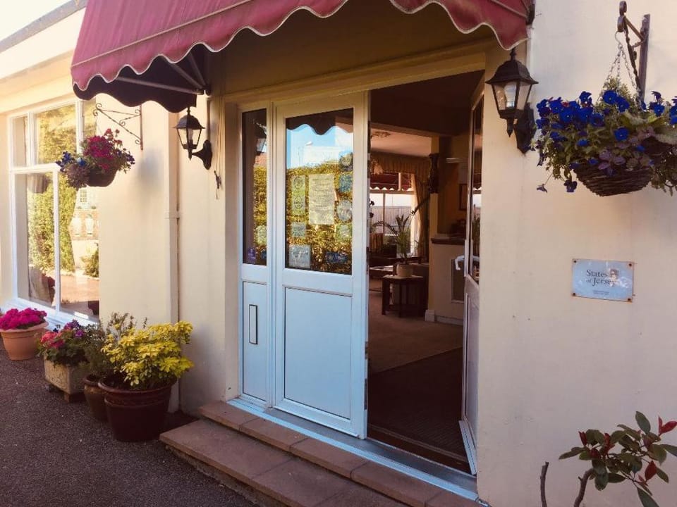Seawold Guest House Bed and Breakfast in Europe