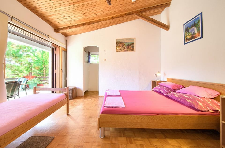 Bed, Balcony/Terrace, Bedroom