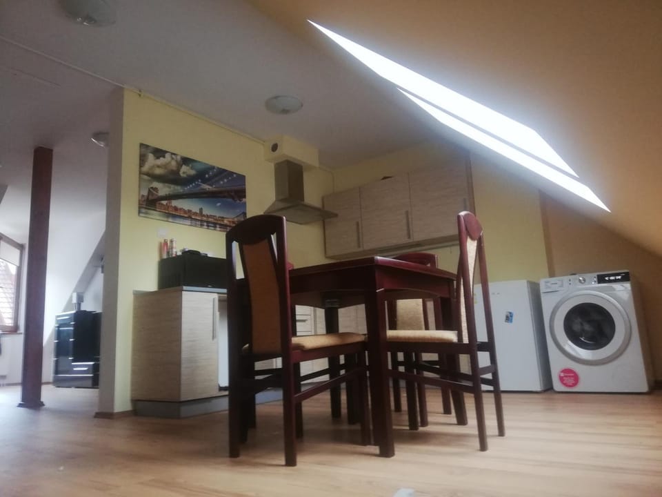 Boczna 9 Apartament Apartment in Lower Silesian Voivodeship
