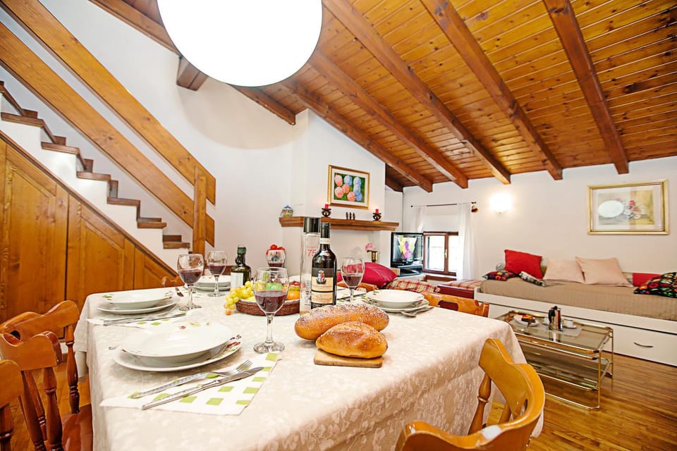 Dining area, Dining area
