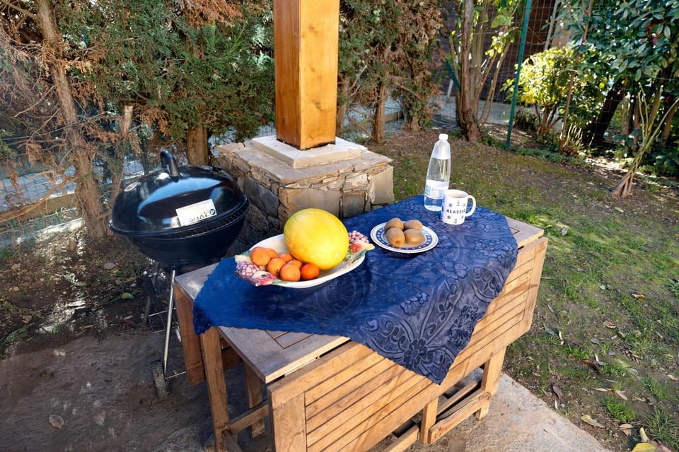 Home Charlene parking e patio Apartment in Liguria