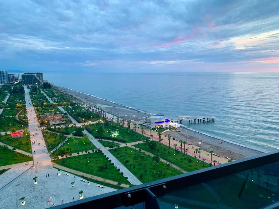 Sunshine Apartments Orbi Beach Tower Apartment in Batumi