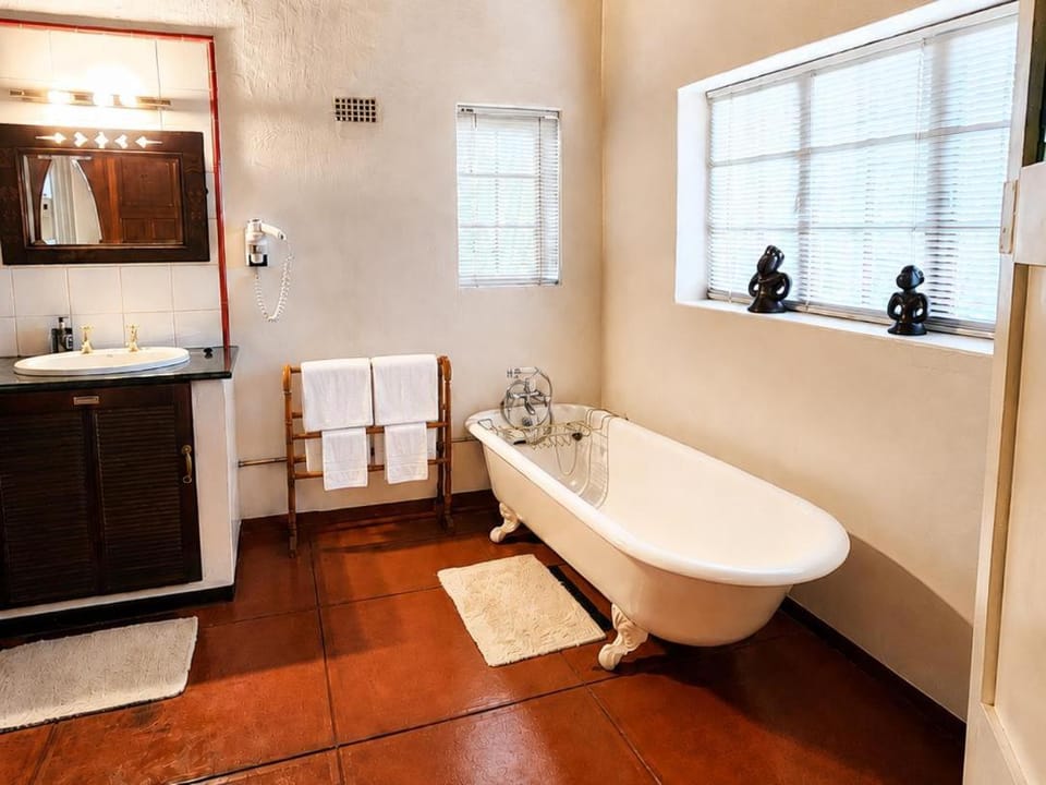 Quiet Mountain Country House Nature lodge in Gauteng