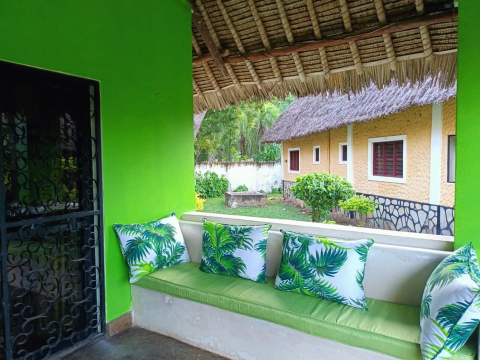 Day, Garden, View (from property/room), Balcony/Terrace, Garden view