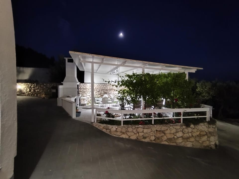Night, Balcony/Terrace