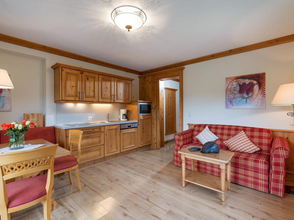 Kitchen or kitchenette, Living room