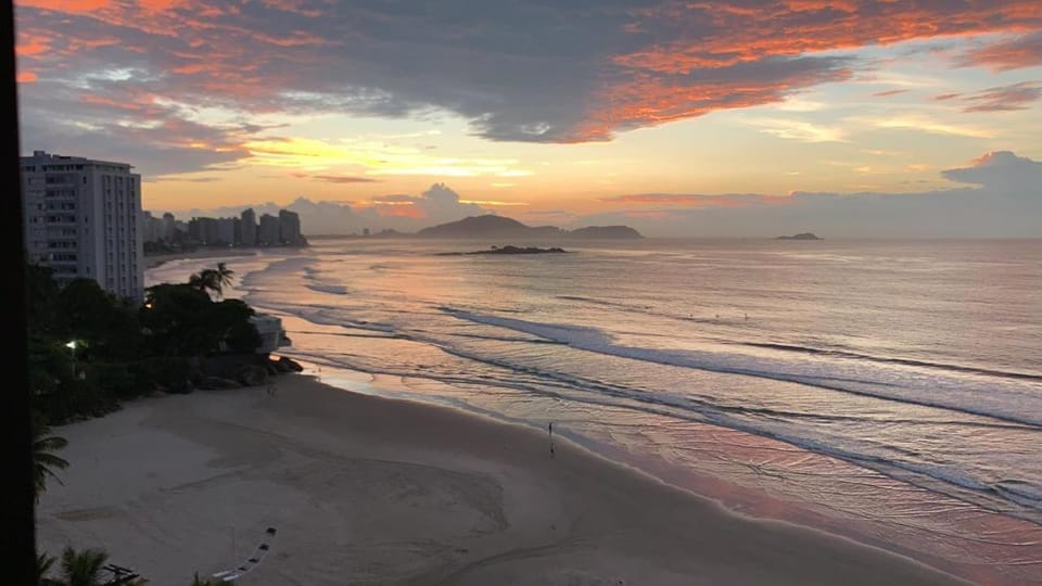 Apto Guarujá de frente para o mar - Praia Astúrias Apartment in State of São Paulo