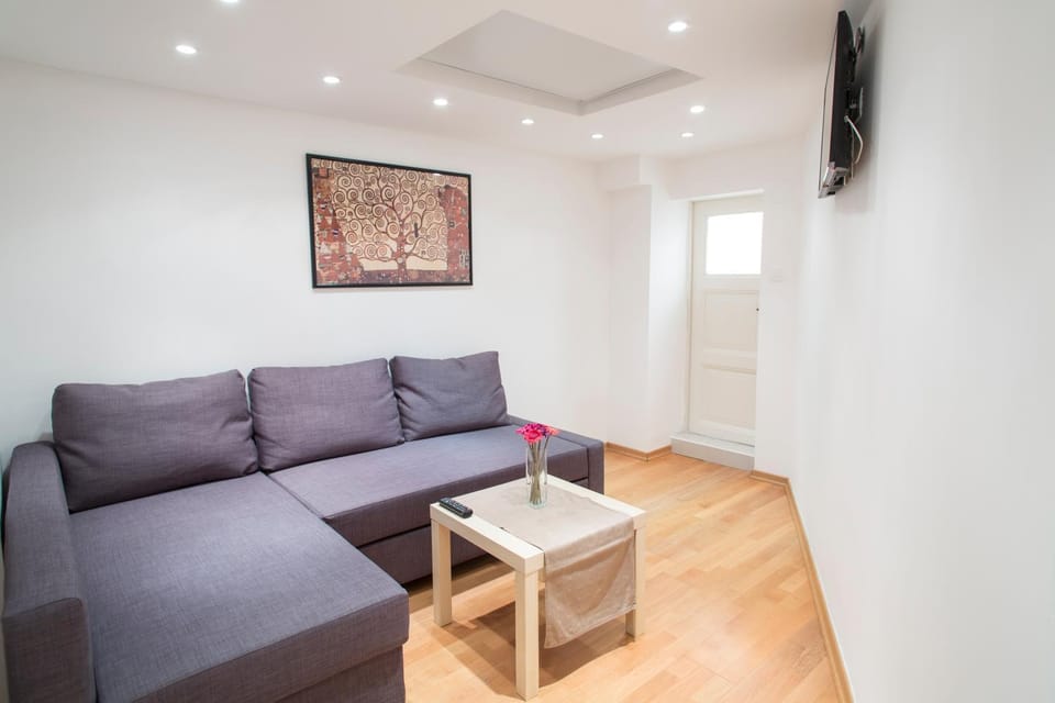 Living room, Bedroom