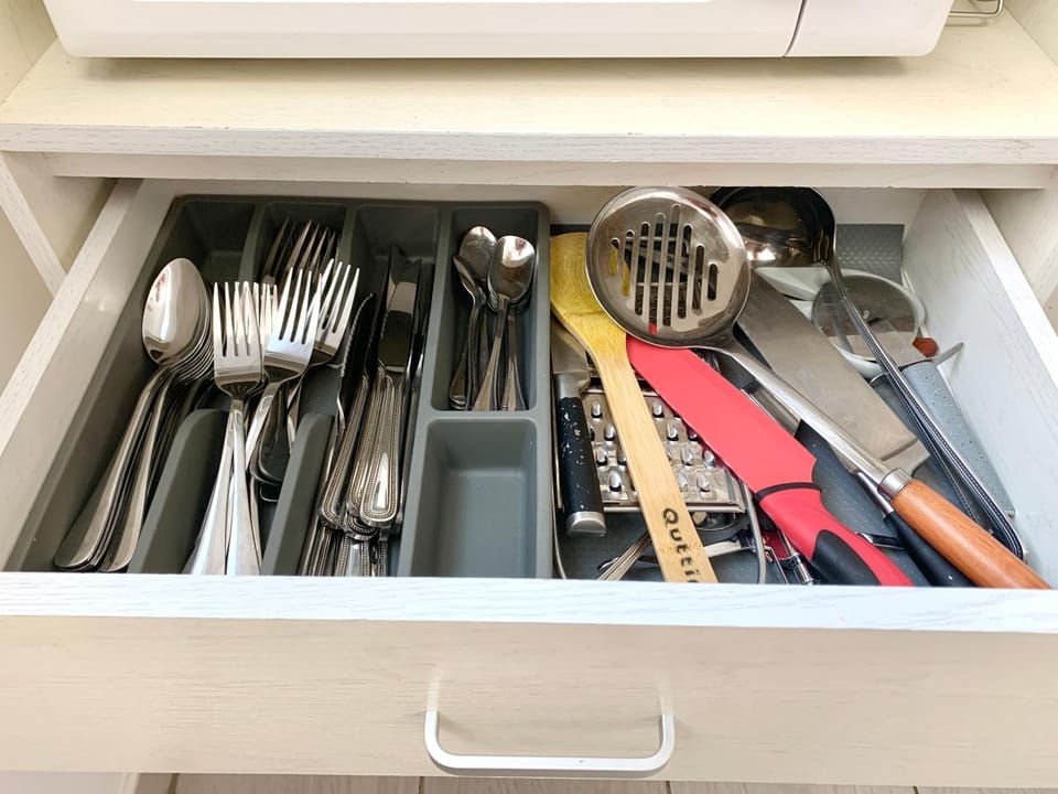 Kitchen or kitchenette, kitchen