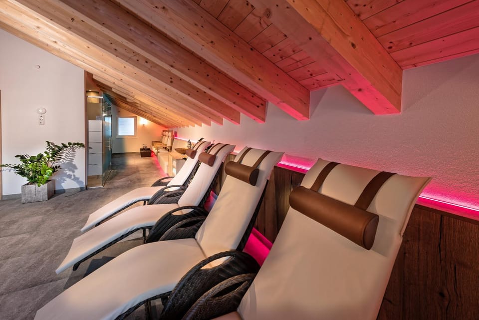 Sauna, Steam room, Spa and wellness centre/facilities, Internal: Not applicable to any particular room