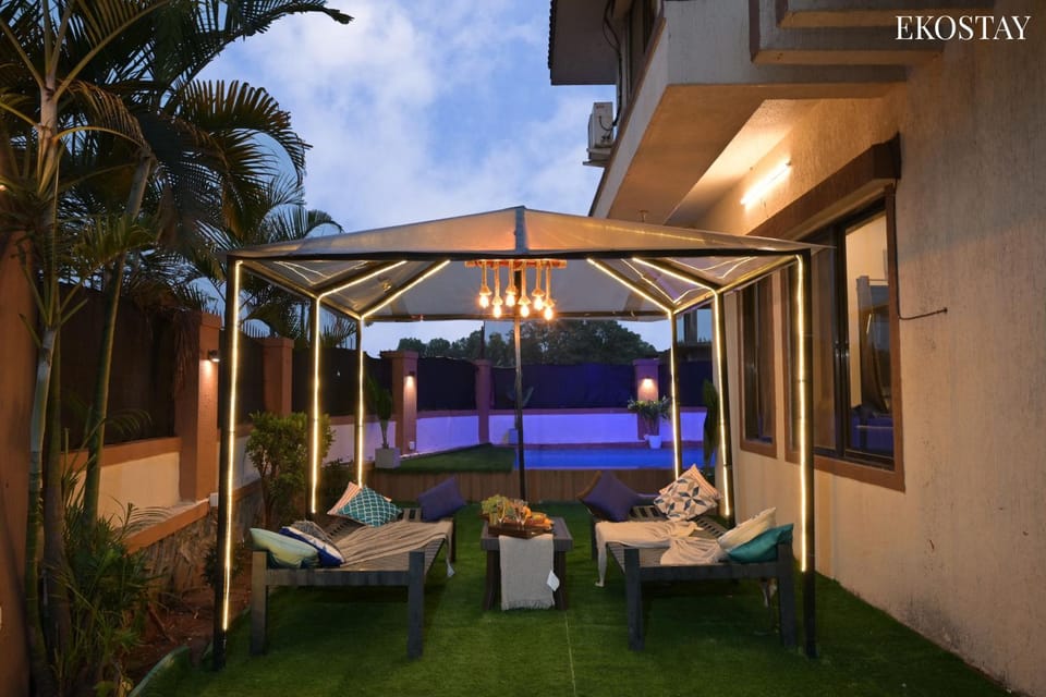 Patio, Garden, Seating area, Garden view