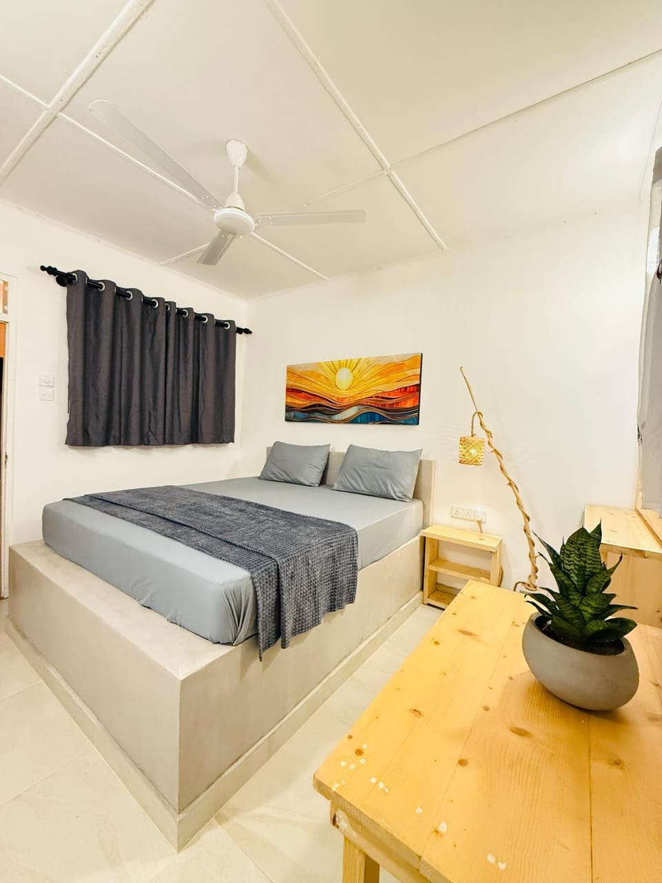 Sun Shine Guest House Bed and Breakfast in Negombo