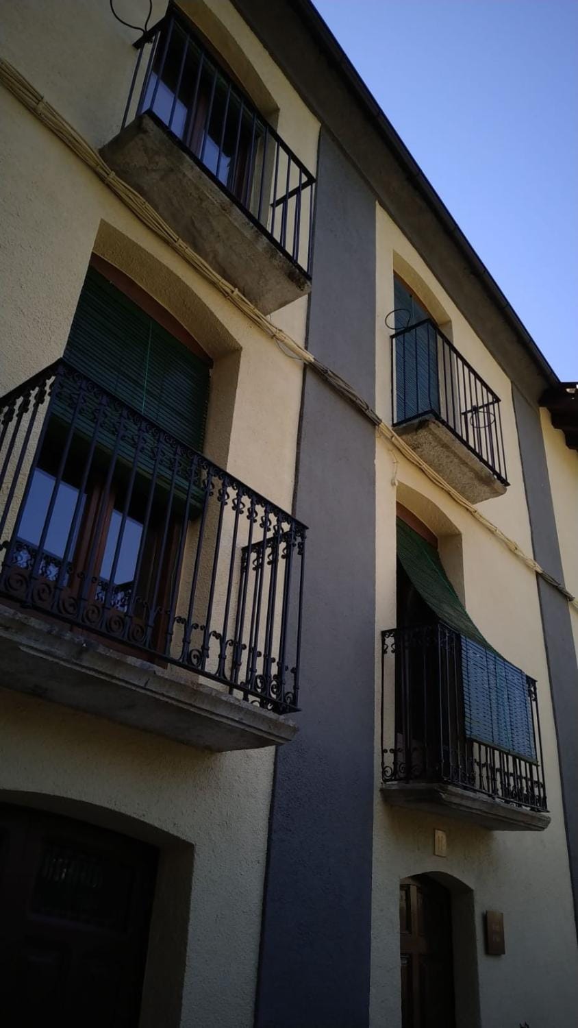 Property building, Facade/entrance, Balcony/Terrace