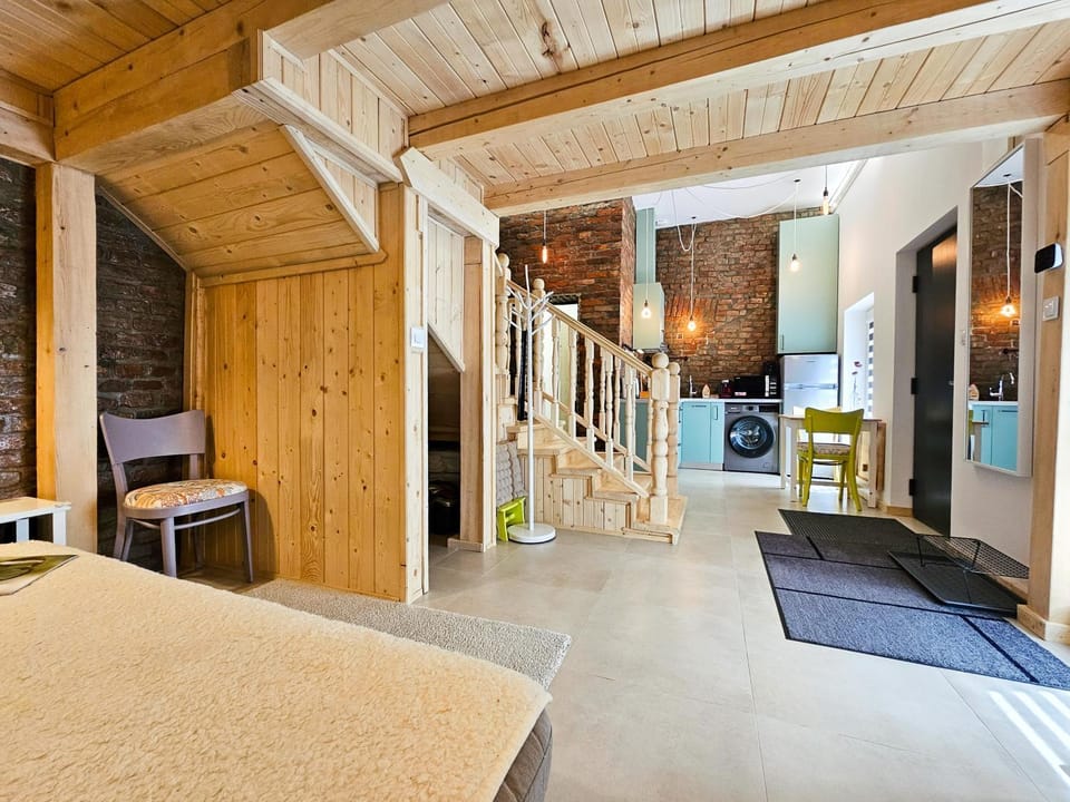Living room, Photo of the whole room, Seating area