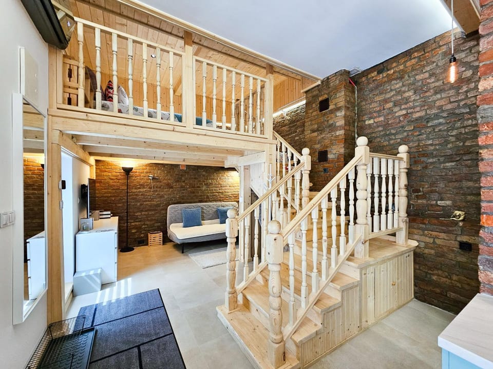 Bed, Living room, Photo of the whole room, Bedroom