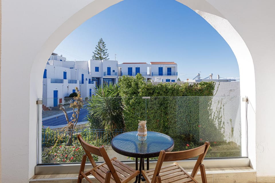 View (from property/room), Balcony/Terrace