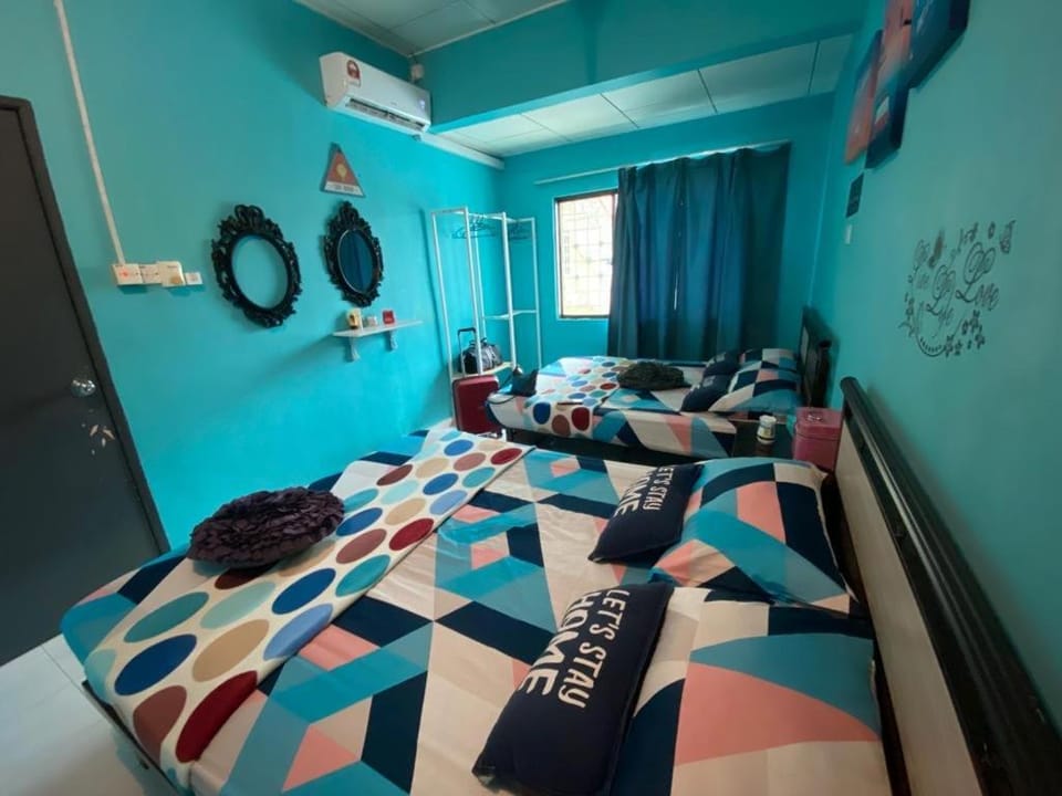 Suhana Private Stay Semporna - Cozy Home House in Sabah