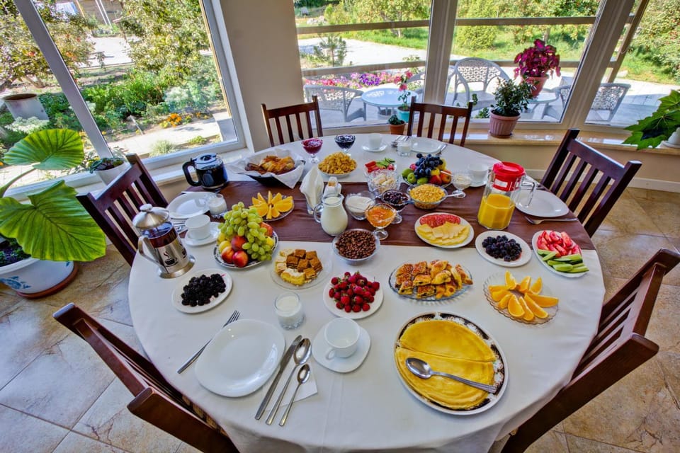 Restaurant/places to eat, Food close-up, Breakfast, Continental breakfast