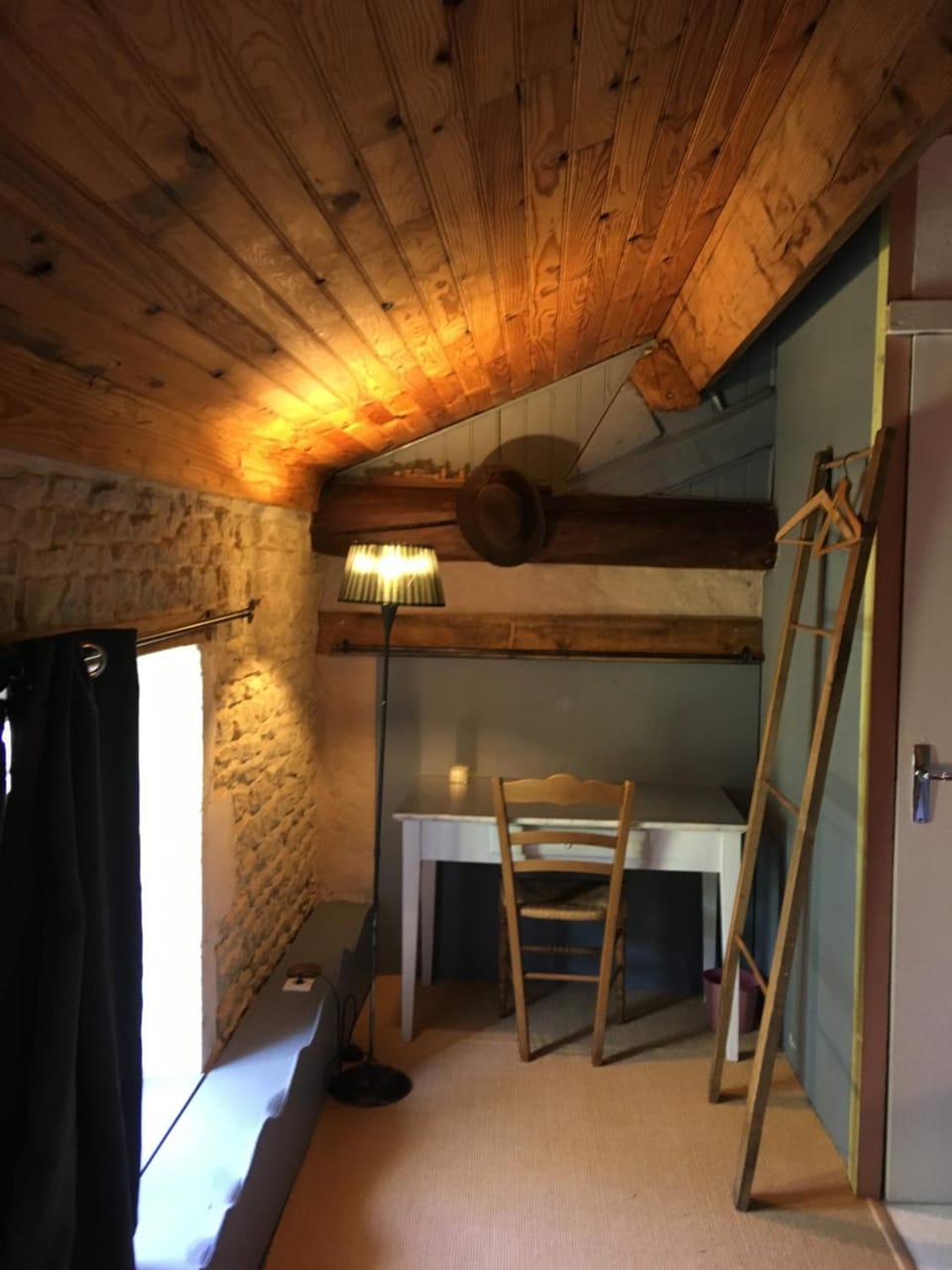 Zen au Marais Hammam Massages Bed and Breakfast in Pays de la Loire