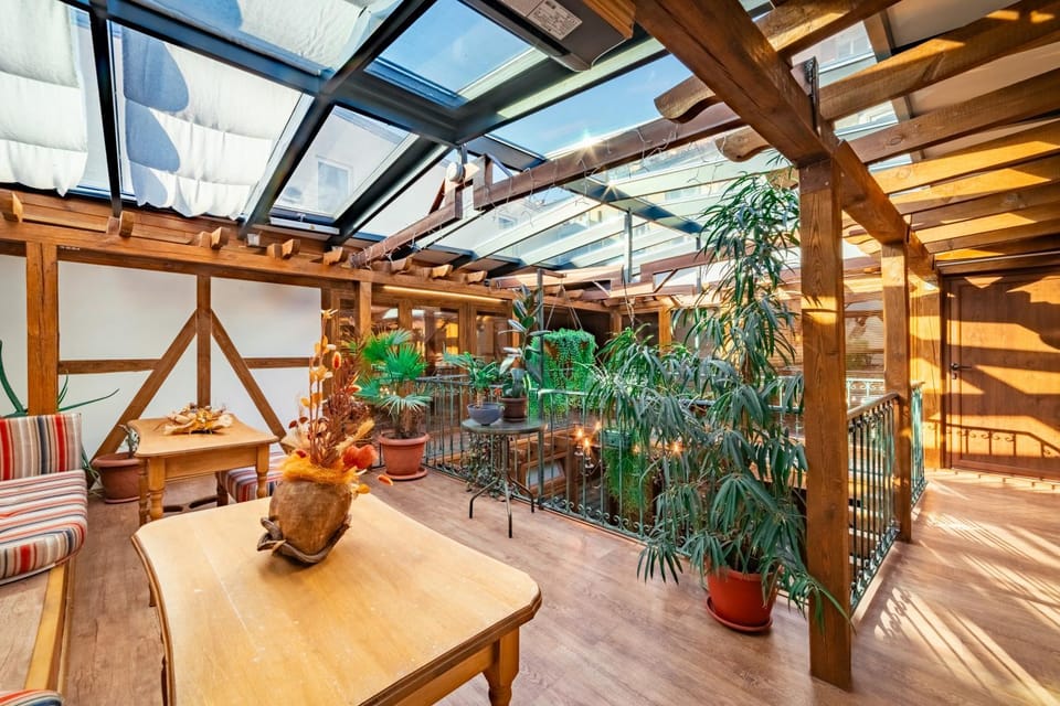 Patio, Inner courtyard view