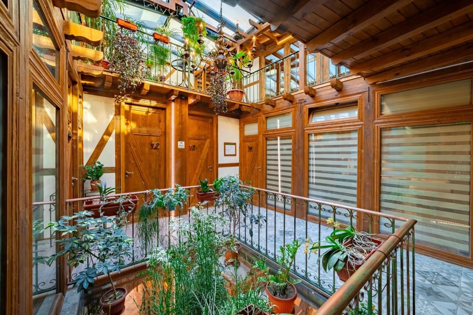 Patio, Inner courtyard view