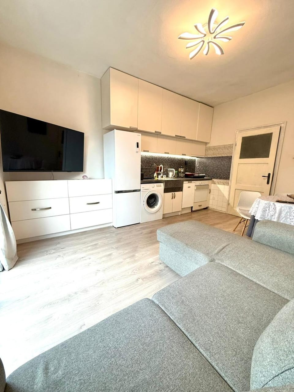 Your Room - In front of the Beach Vacation rental in Varna