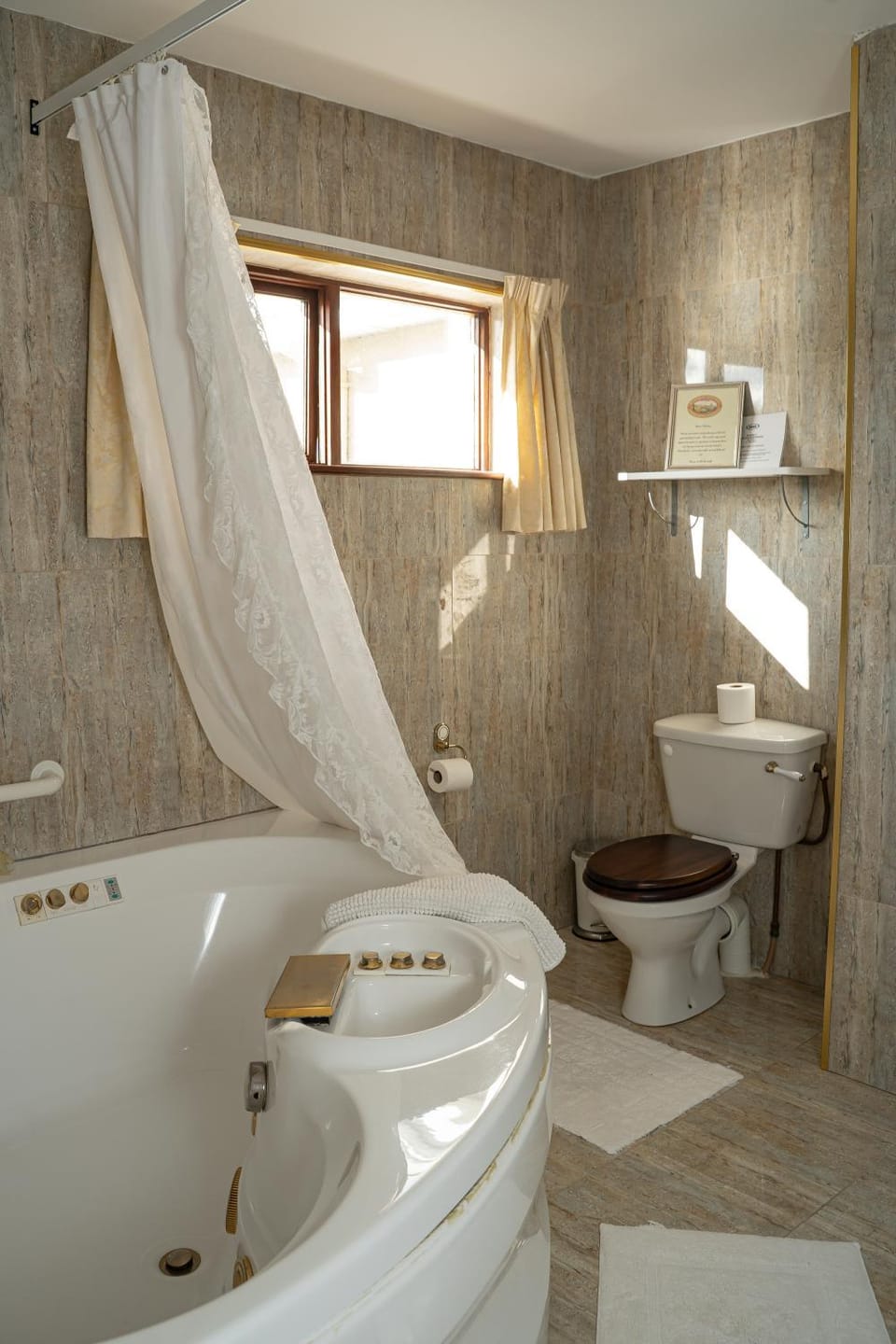 Hanora's Cottage Guesthouse and Restaurant Bed and Breakfast in County Kilkenny