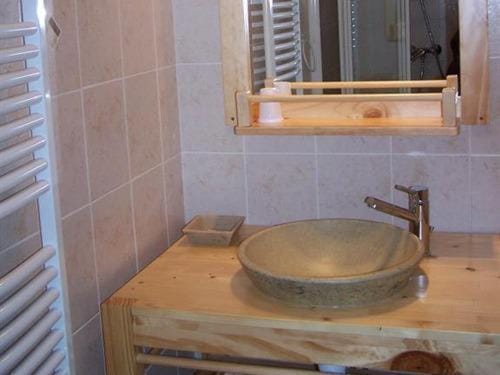 Les Grands Champs Bed and Breakfast in Auvergne-Rhône-Alpes