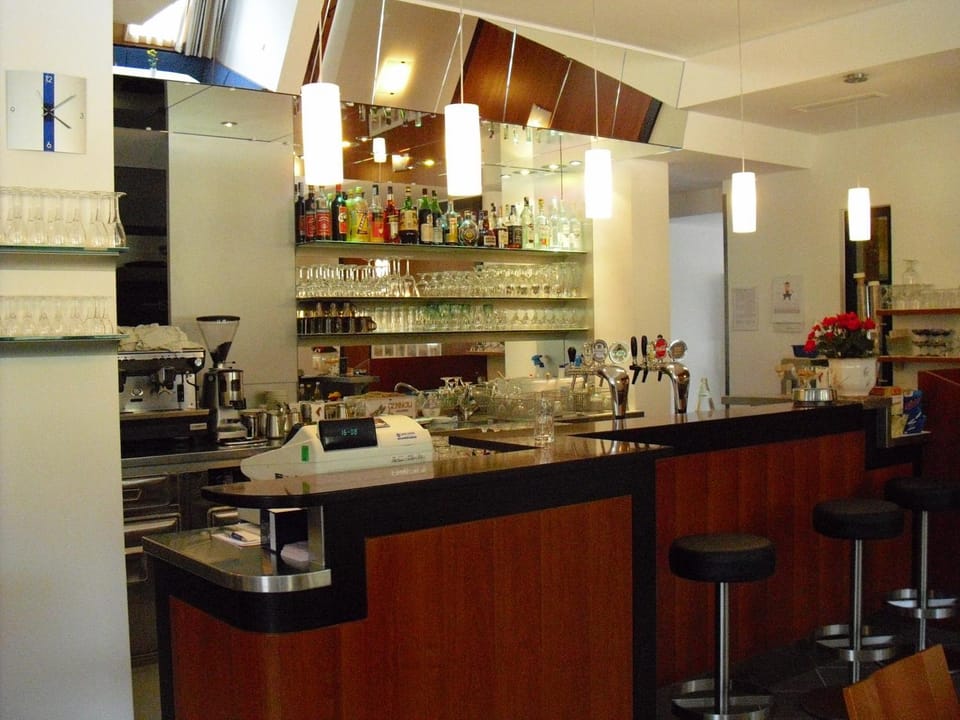 Lounge or bar