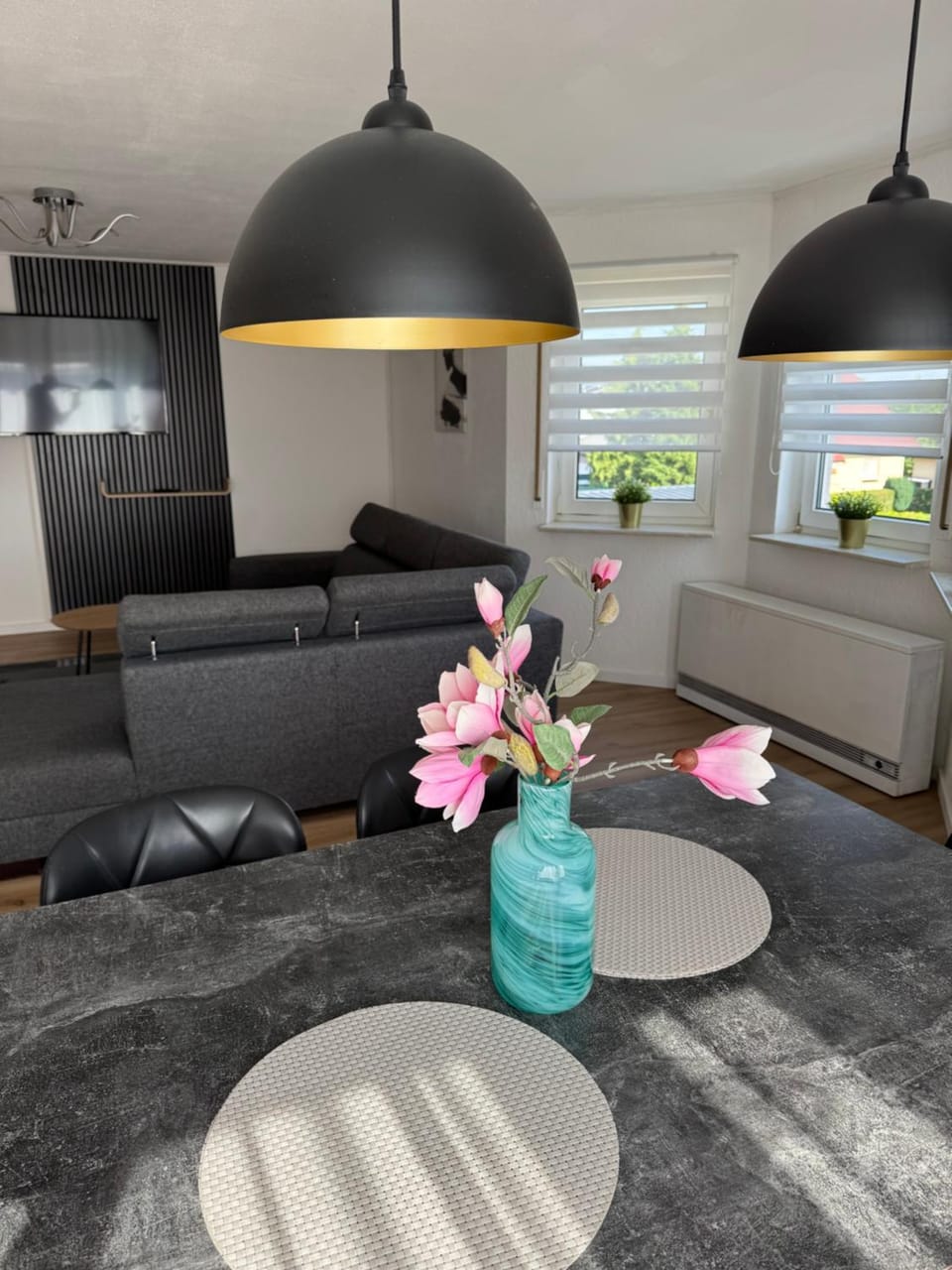 Living room, Dining area