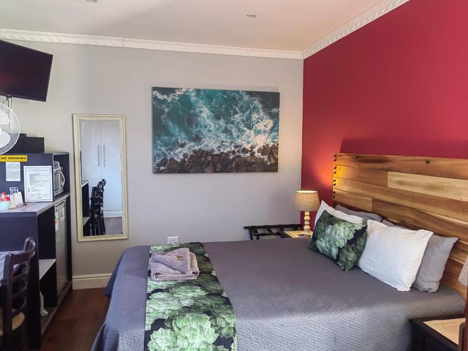 VillaVin at 47 Galpin Bed and Breakfast in Port Elizabeth