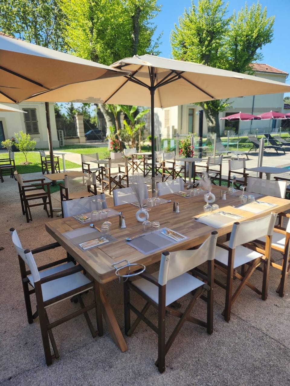 Patio, Restaurant/places to eat