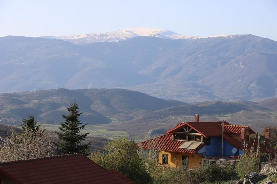 Neighbourhood, Mountain view