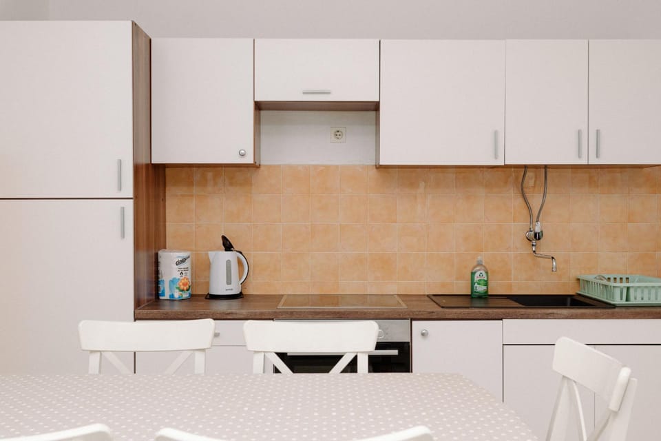 Coffee/tea facilities, Kitchen or kitchenette